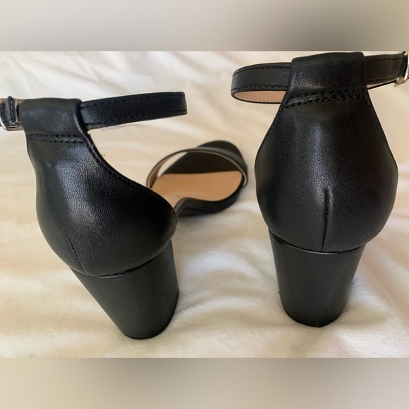 Bandolino block heels size 6.5 - Picture 6 of 7
